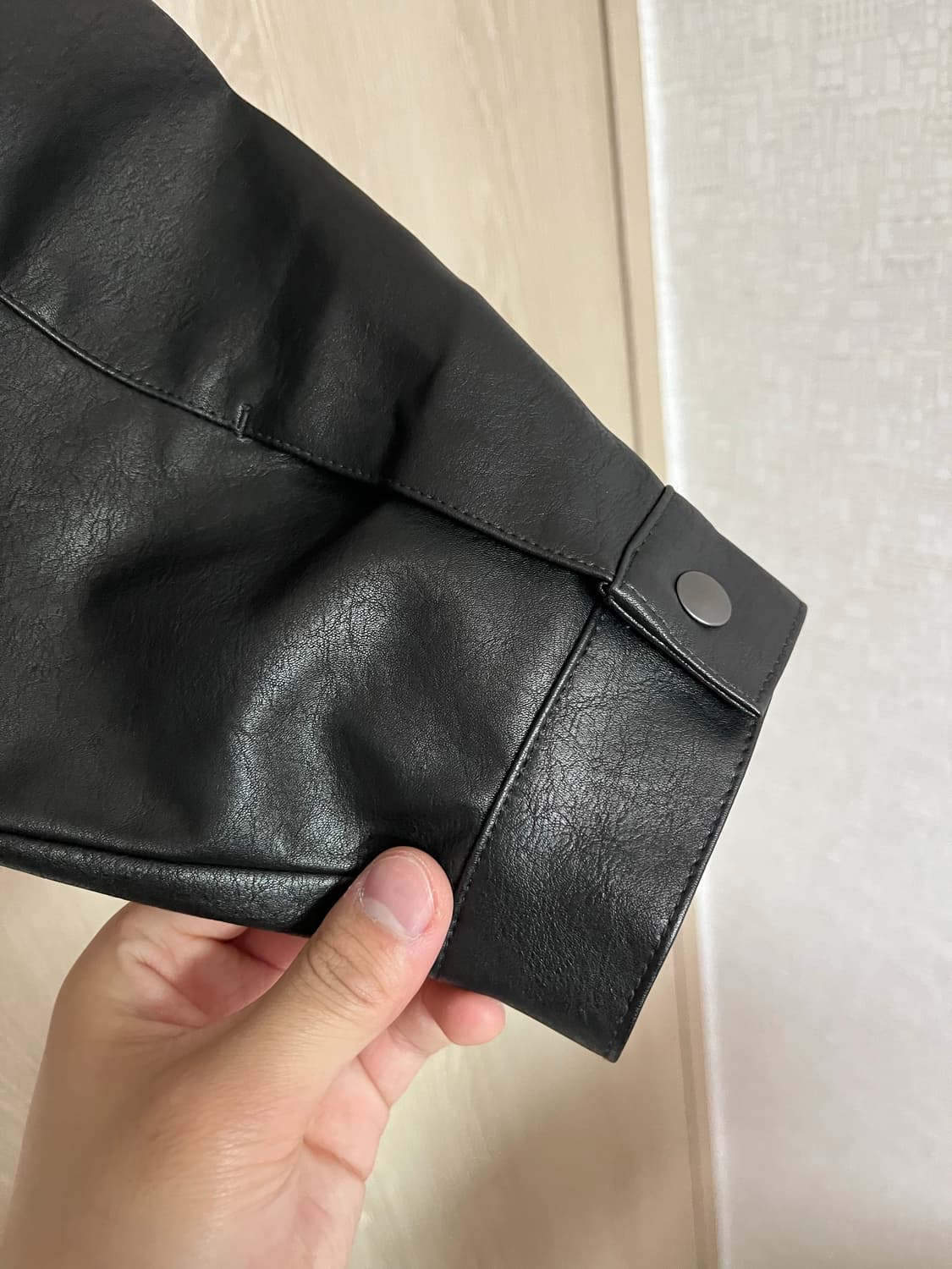 비슬로우 비건 레더 스탠드카라 자켓 블랙 m 새상품 상품이미지4