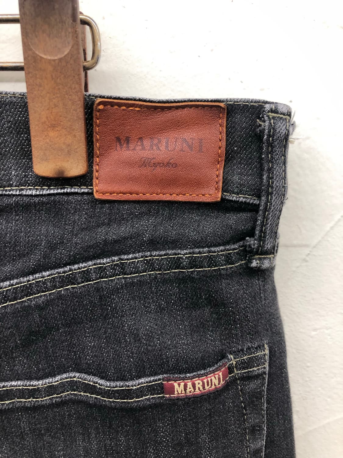 maruni jeans 흑청 데님 팬츠 상품이미지3