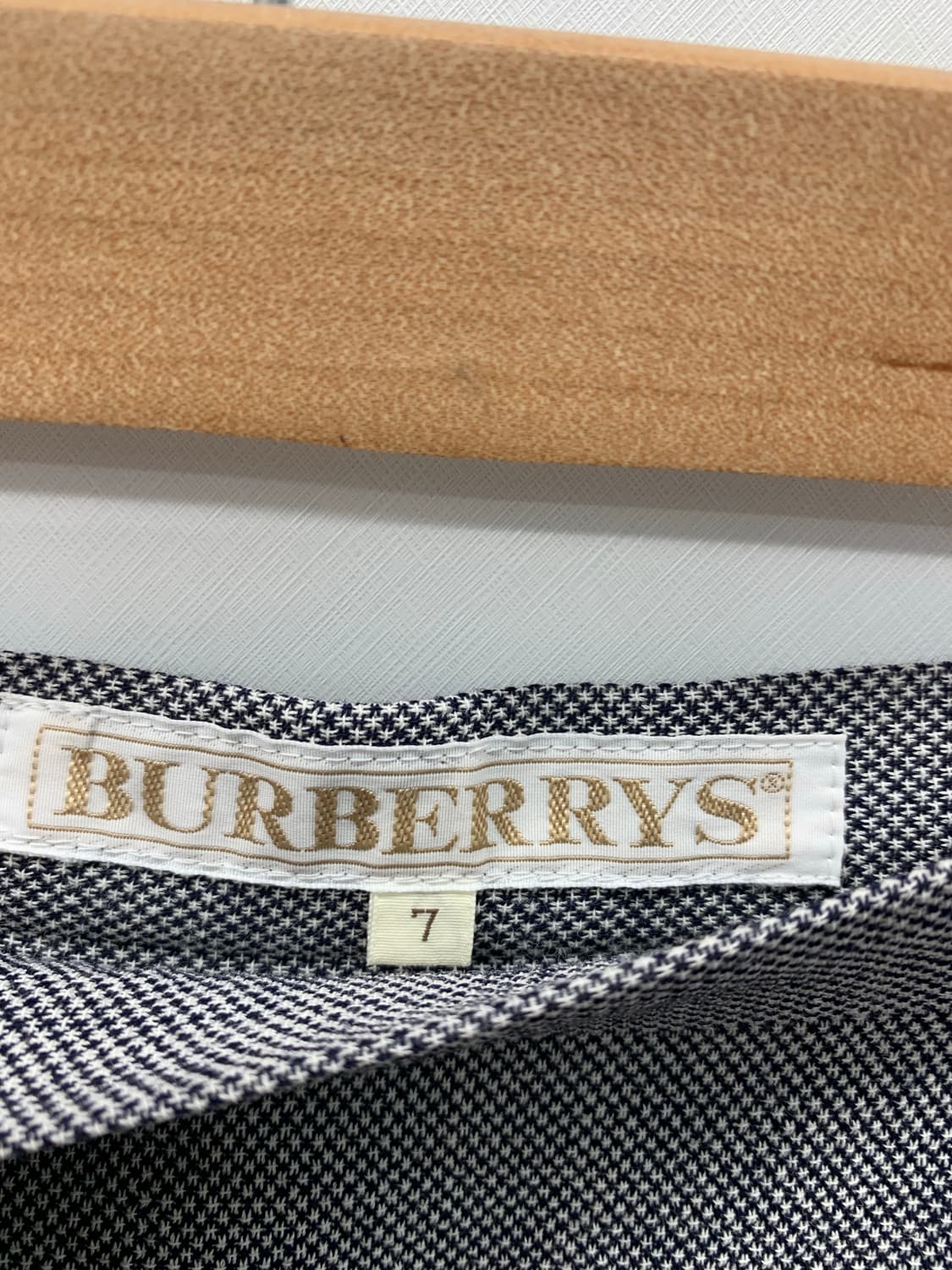 버버리 미디 스커트 상품이미지5