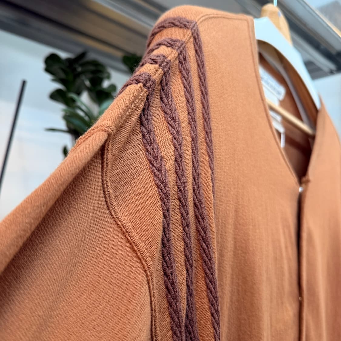 레미 릴리프 니트 패턴 디테일 가디건 자켓 상품이미지3