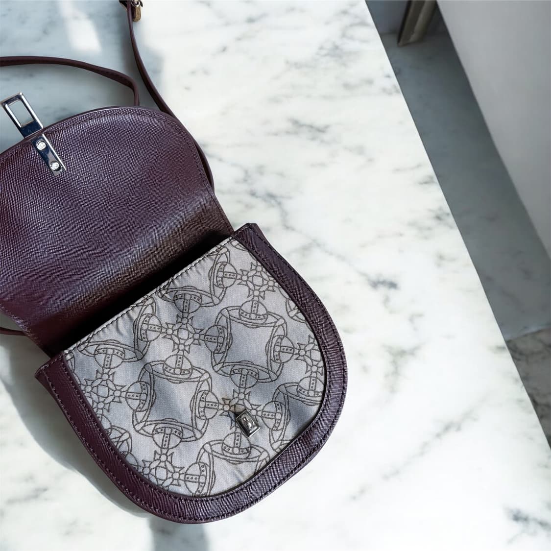 비비안웨스트우드 소피아 자카드 초미니 크로스백 상품이미지5