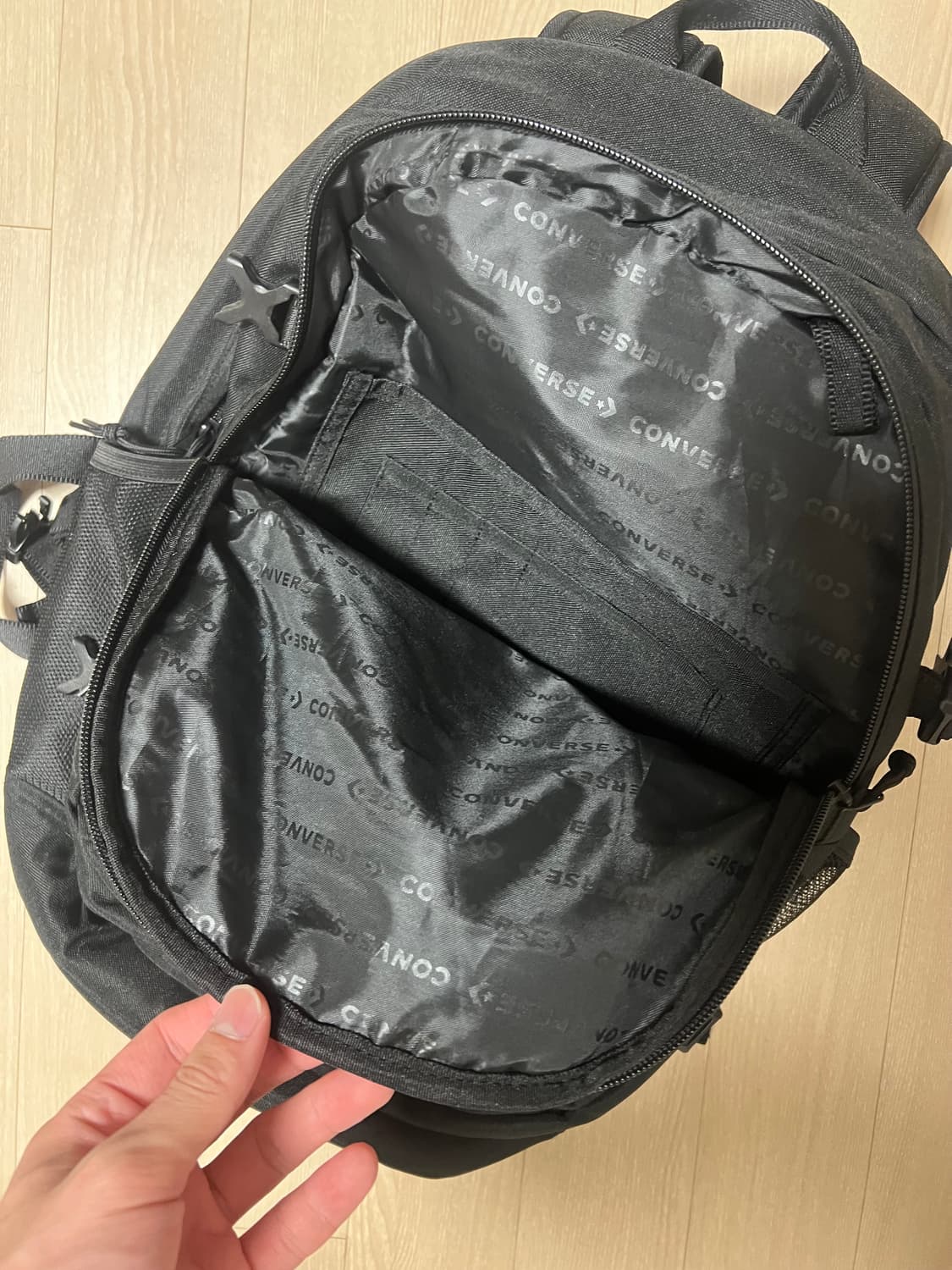 컨버스 백팩 블랙 남녀공용 상품이미지5