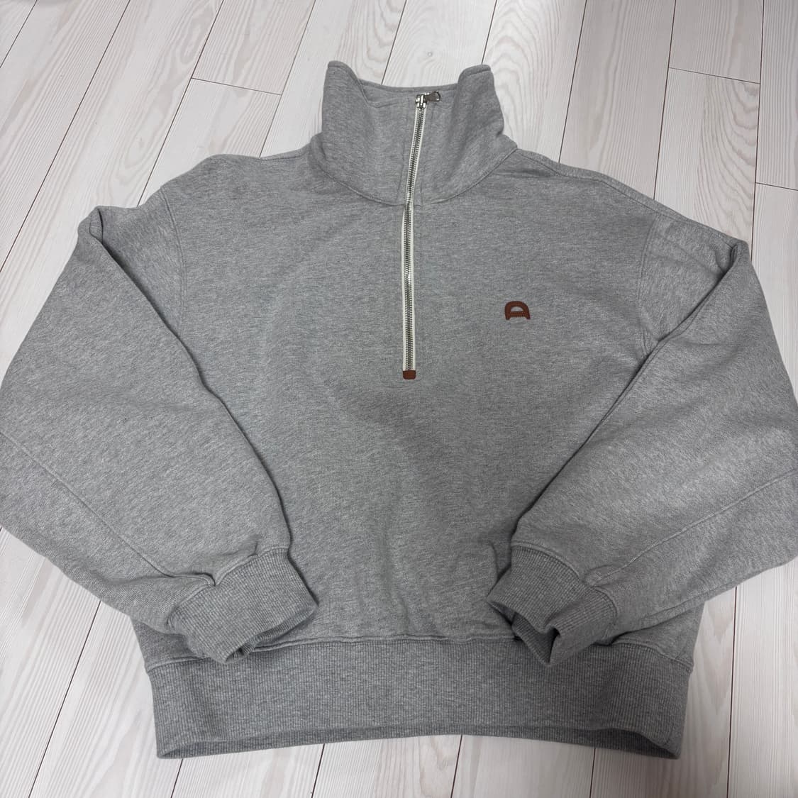 던스트 레더로고 하프집업 스웻셔츠 멜란지그레이 XS 상품이미지2