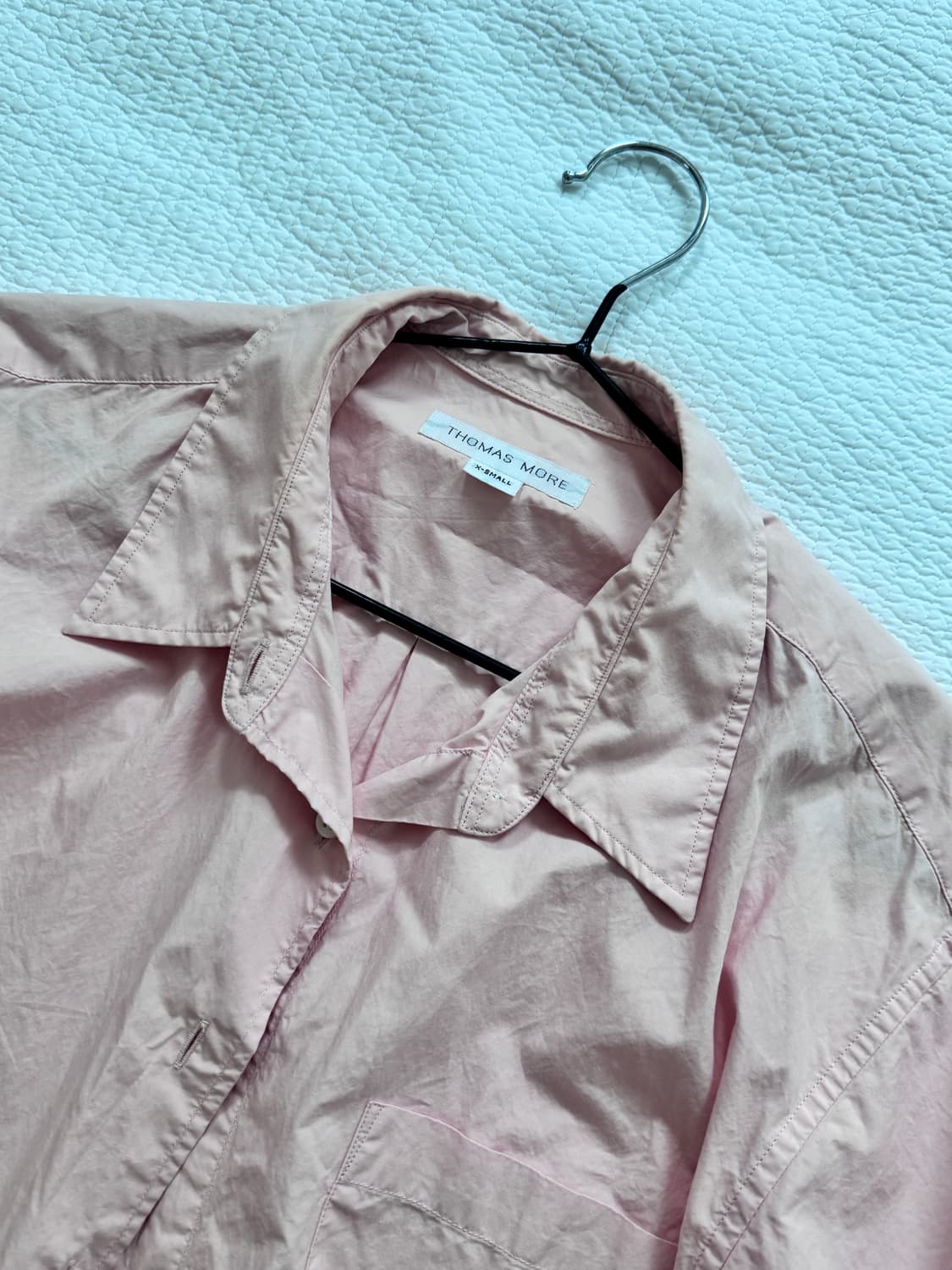 토마스모어 페이퍼셔츠 xs 스트로베리 크림 상품이미지2