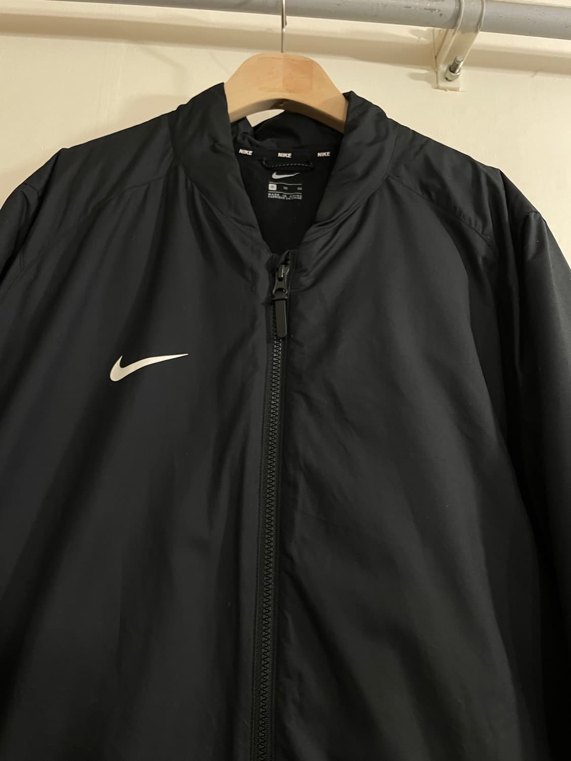 나이키 구스 다운 봄버 패딩 자켓 블랙 상품이미지2