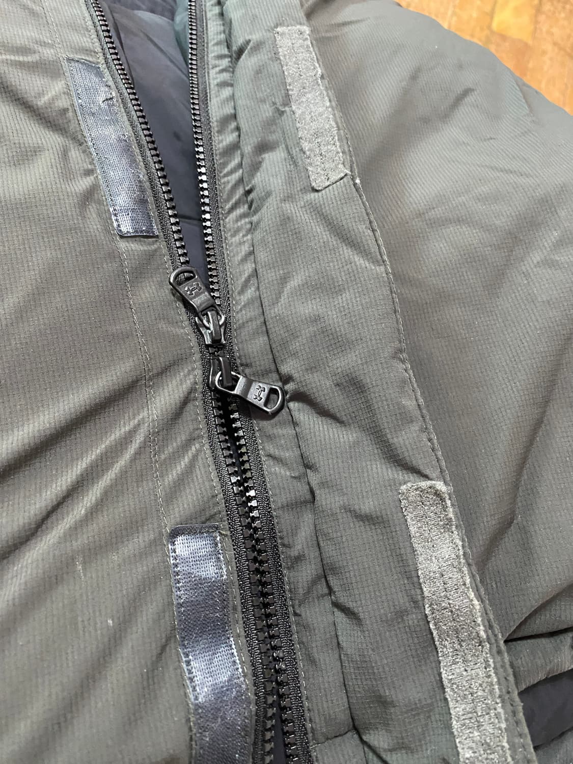 언더아머 남성 락다운 대장급 패딩 L/G (105) 상품이미지8