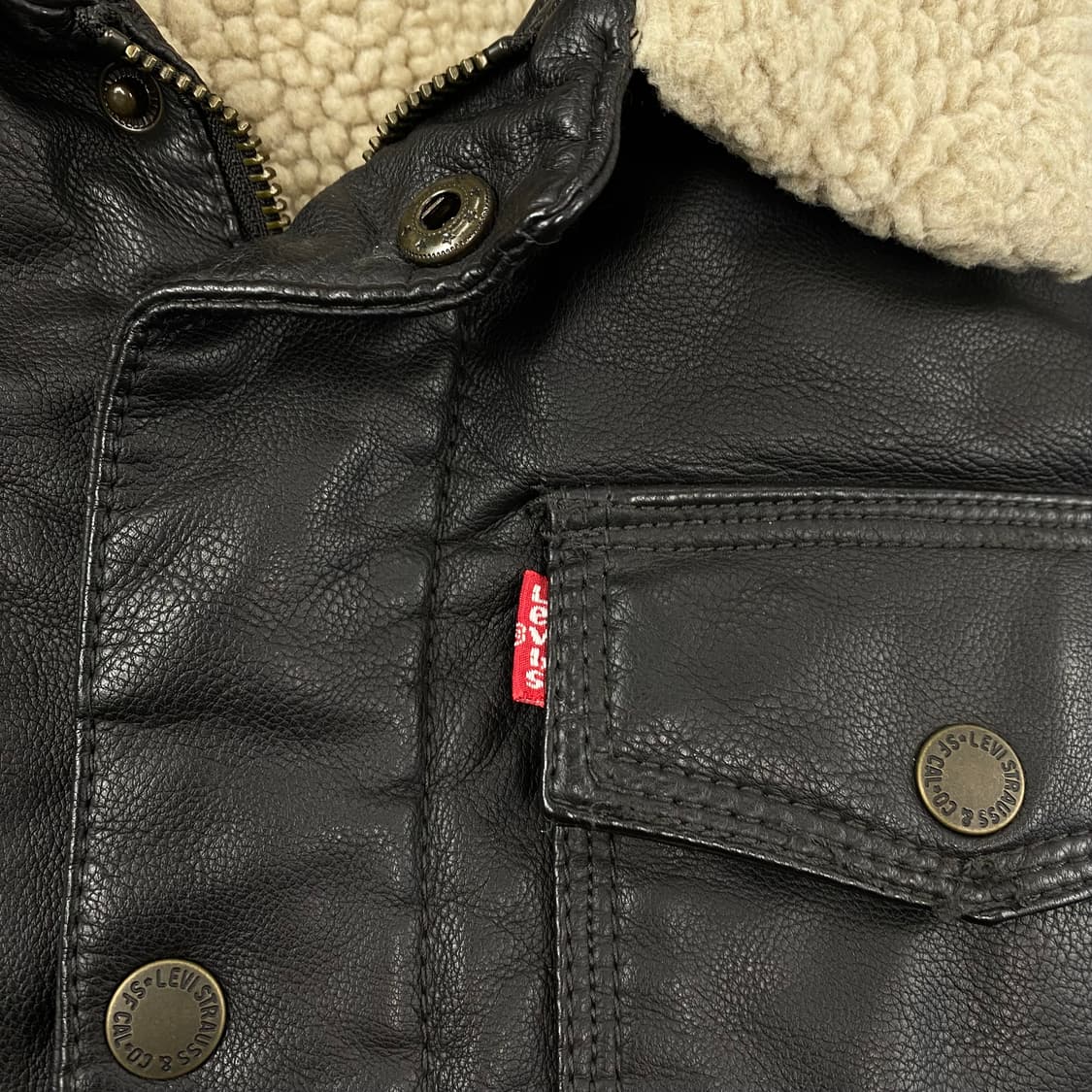 리바이스 레드 탭 블랙 레더 덱 자켓 (95) 상품이미지4