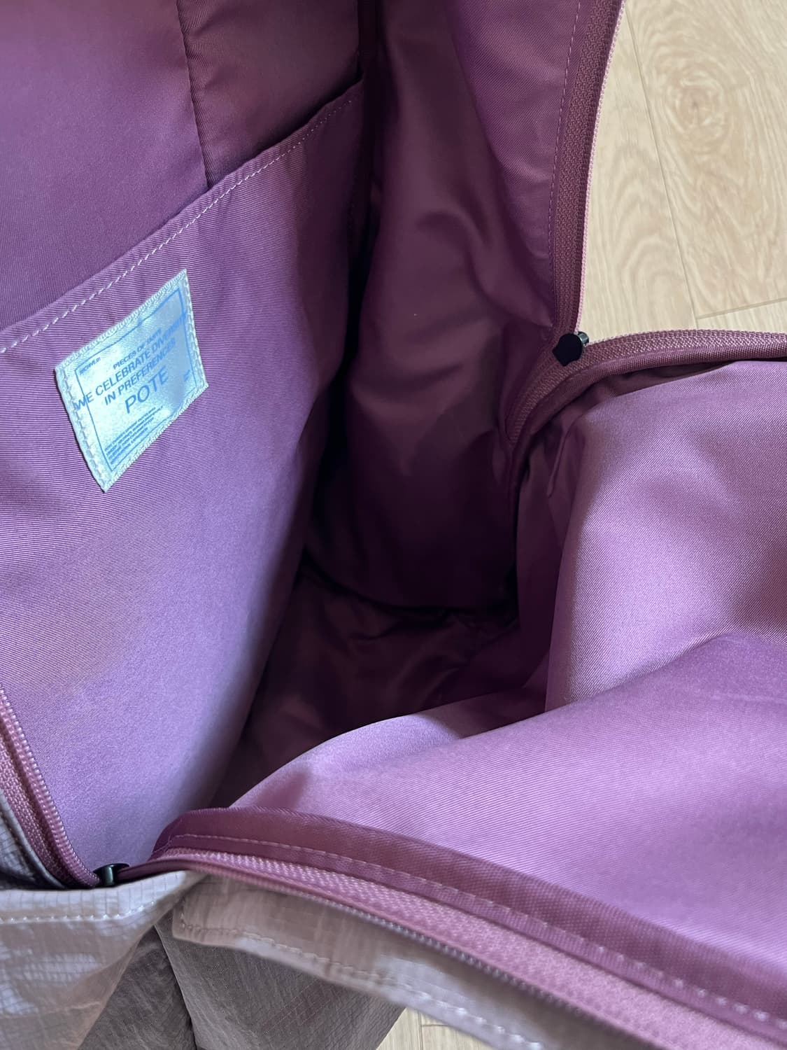 Pote Hideslot Classic Backpack(L) Purple 상품이미지7