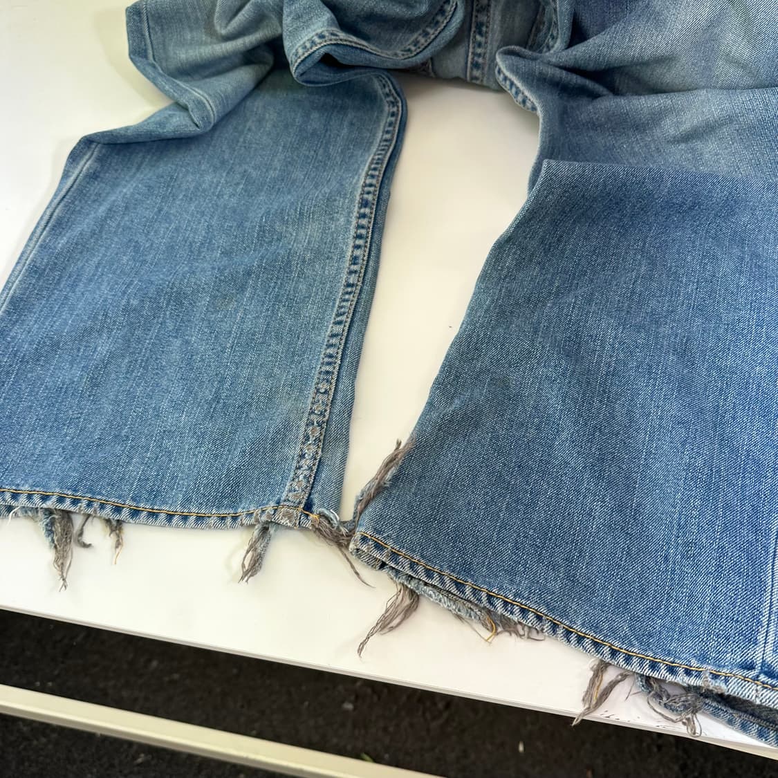 30 M 리바이스TYPE1 일자핏 워시드 데님팬츠 청바지 상품이미지4