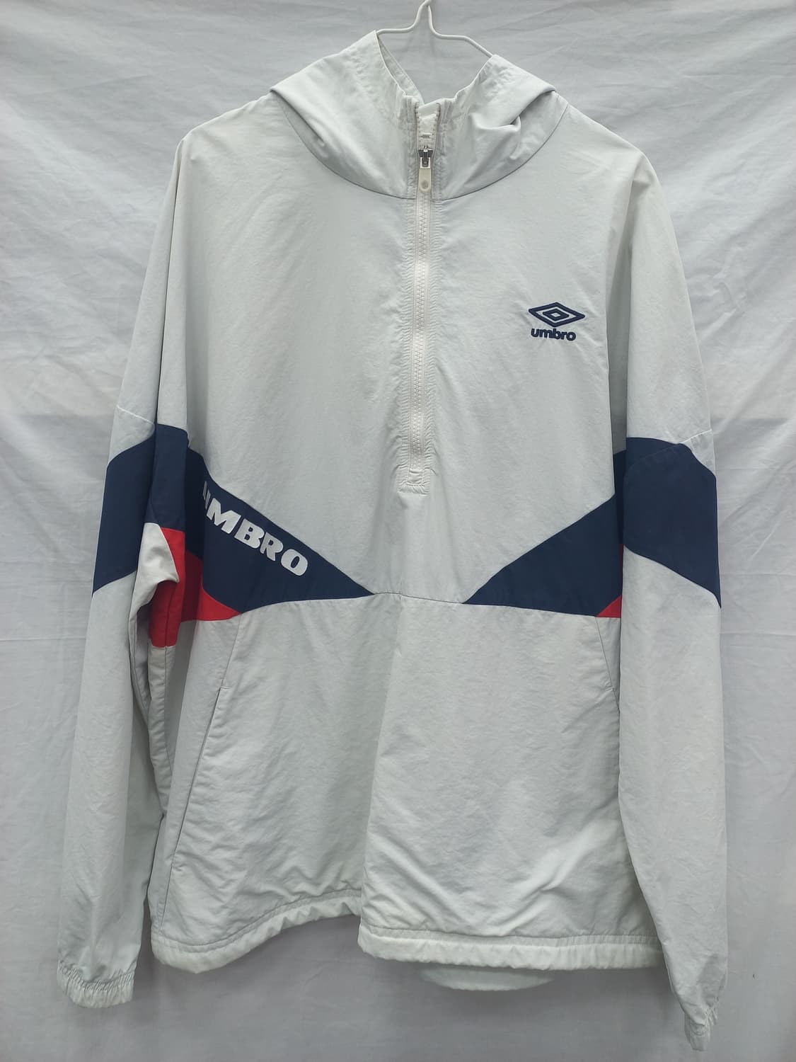 엄브로 화이트 컬러 후드 아노락 바람막이 (남105) 상품이미지7