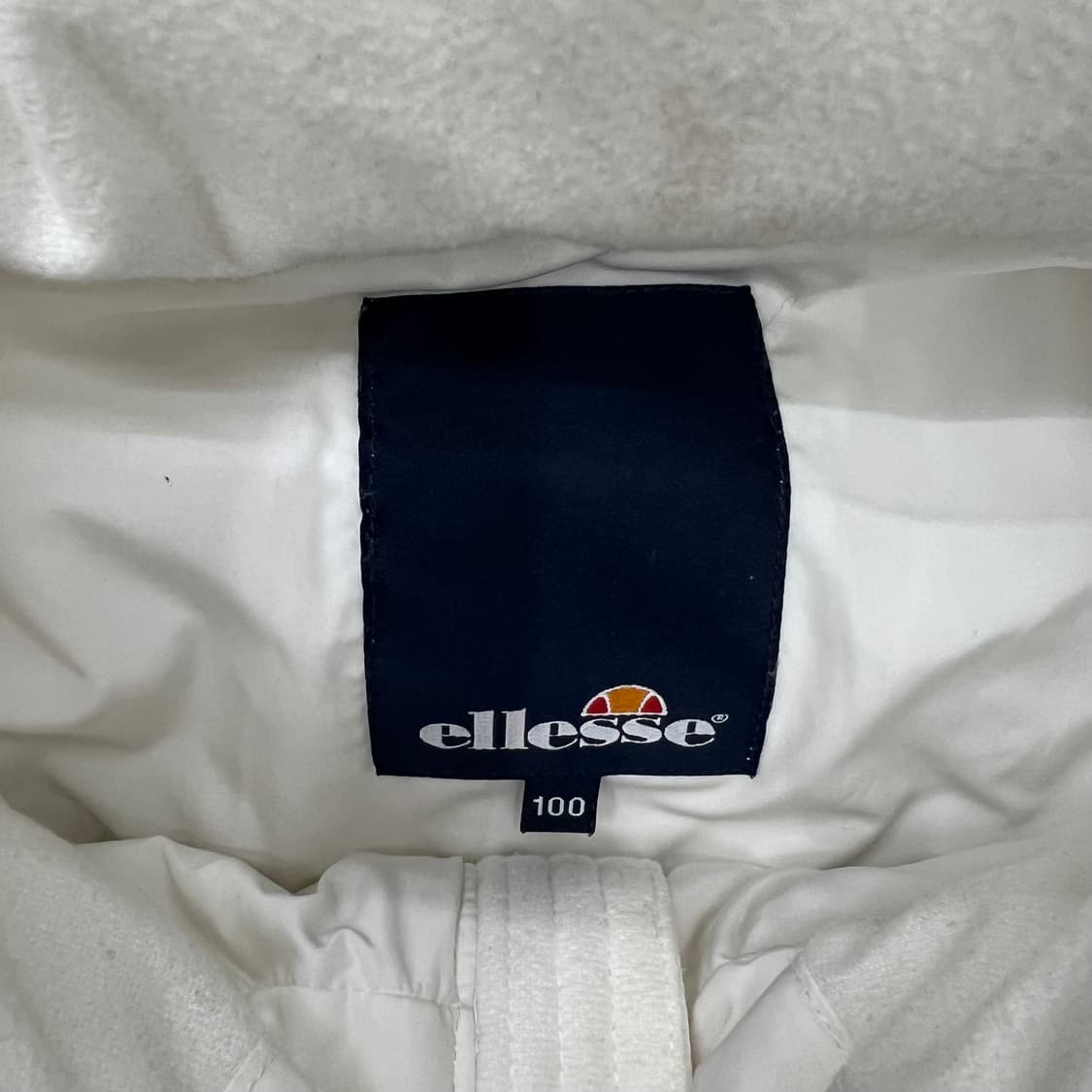 엘레쎄 화이트 빅로고 패딩 100 상품이미지5