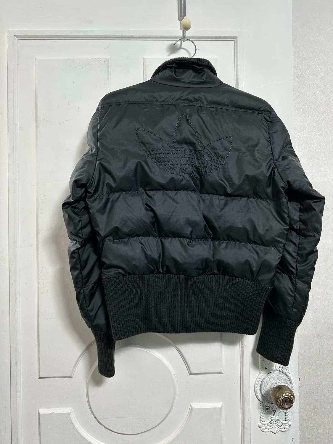 아디다스 크롭 봄버 상품이미지2