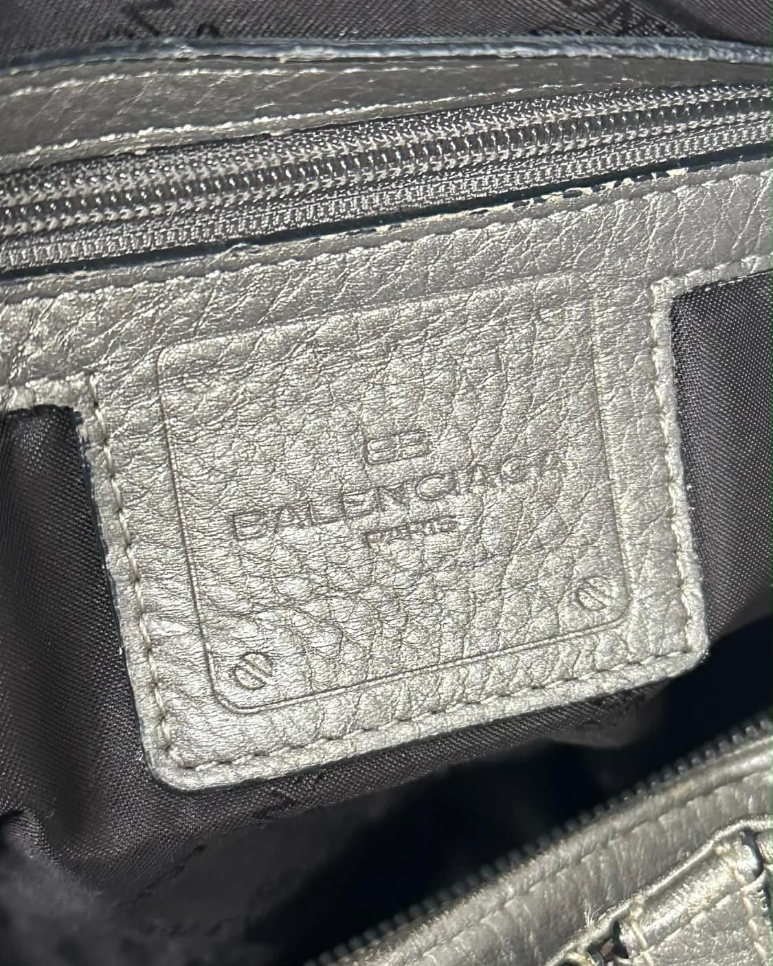 발렌시아가 가죽 BB 숄더백 상품이미지7