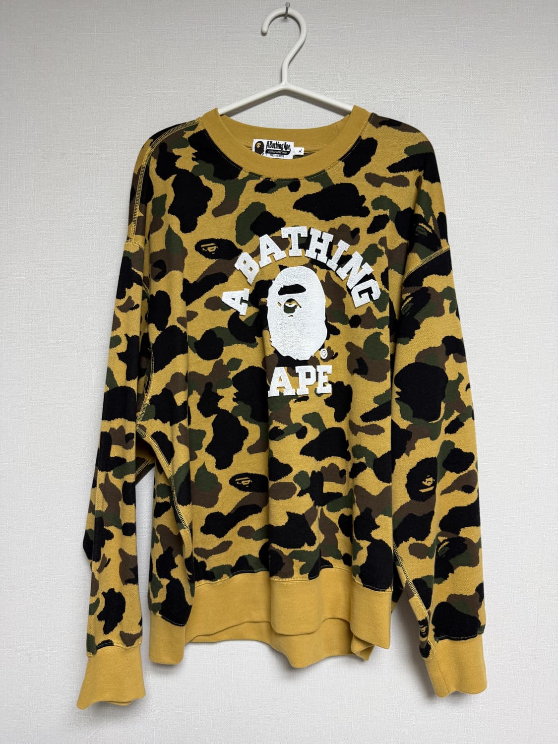 베이프 퍼스트 칼리지 카모 크루넥 스웻셔츠 XL 옐로우 상품이미지1