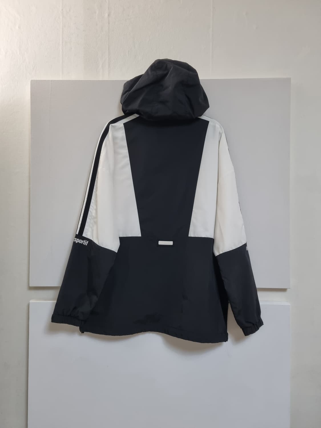 르꼬끄 바람막이 자켓 100(L) 블랙/화이트 상품이미지2