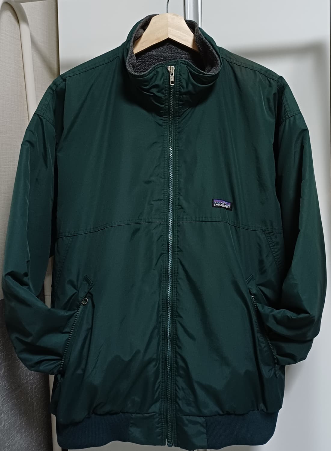 [L] 파타고니아 쉘드 신칠라 봄버 자켓 헌터 그린 상품이미지1