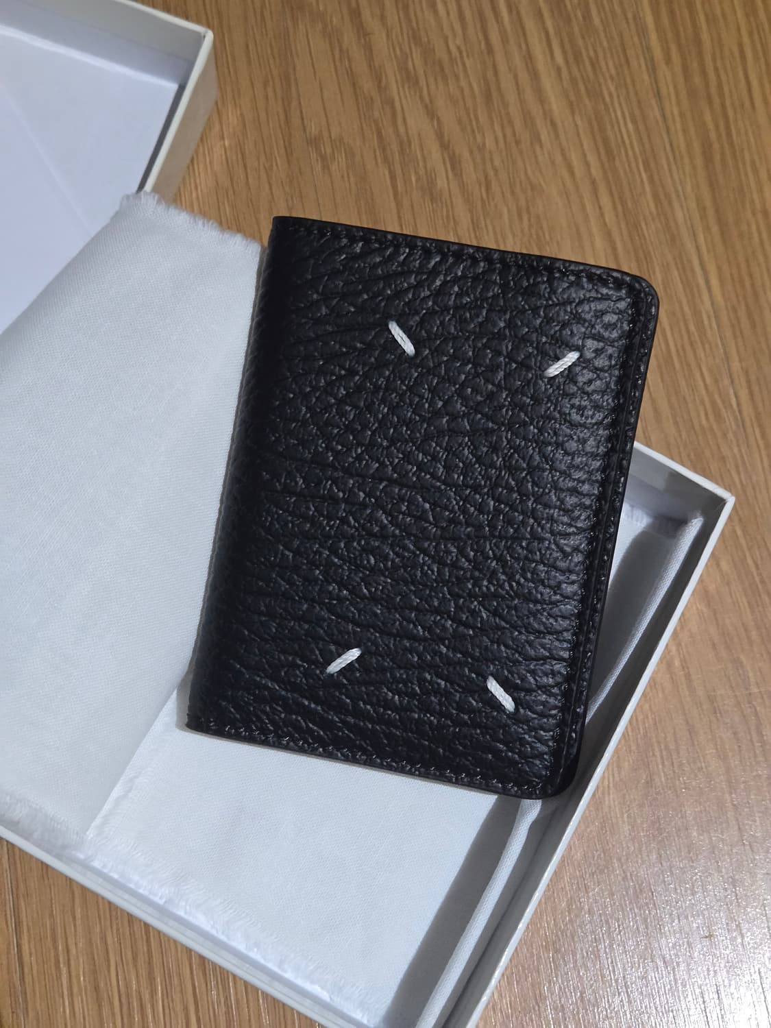 새상품) 마르지엘라 블랙 카드지갑 풀박스 상품이미지1