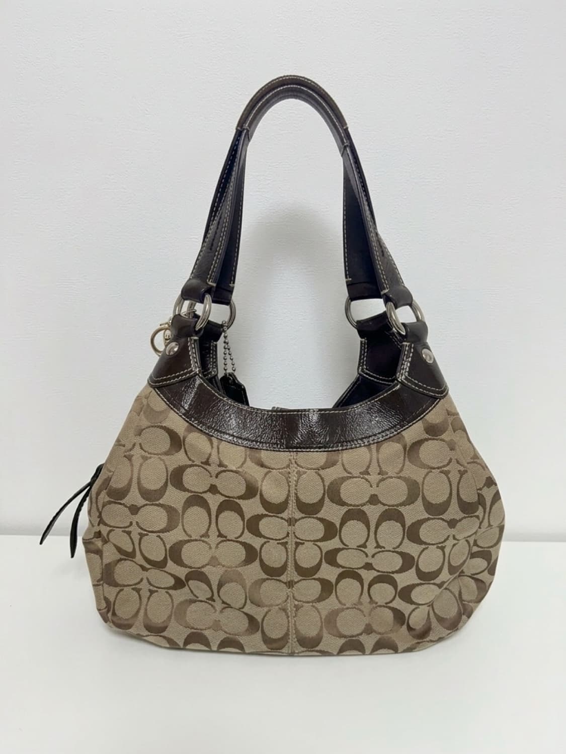 코치 버클 숄더백 상품이미지2