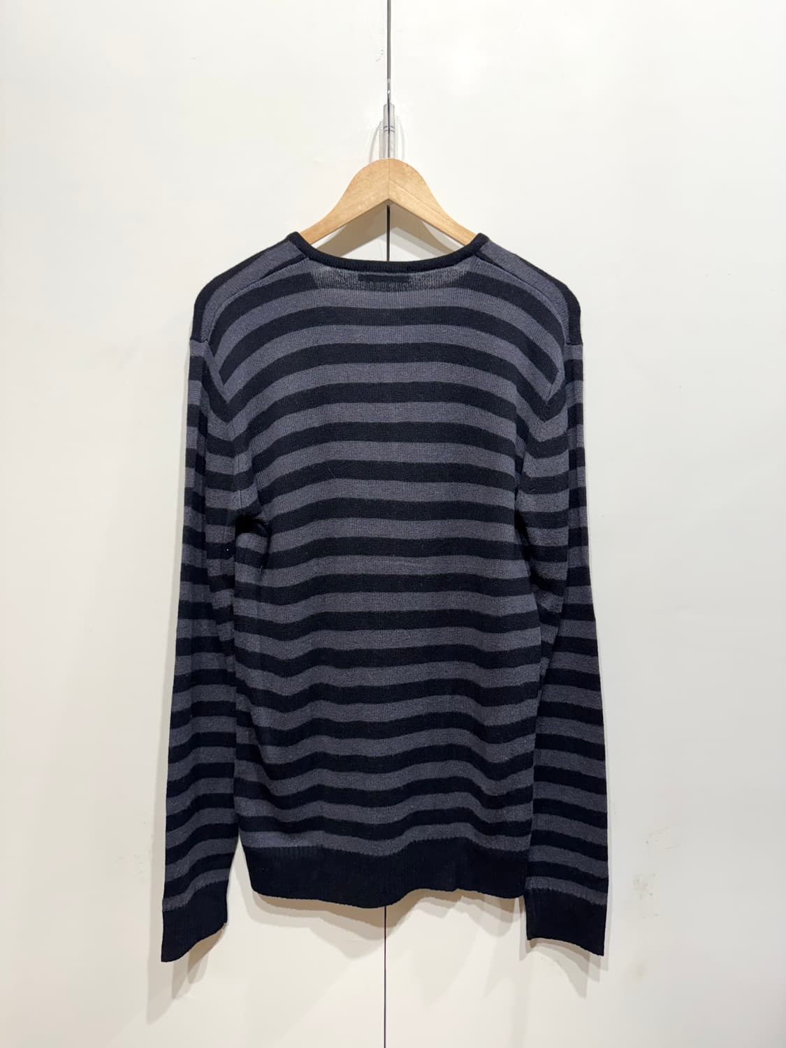 버버리 블랙라벨 스트라이프 울 니트 스웨터 상품이미지5