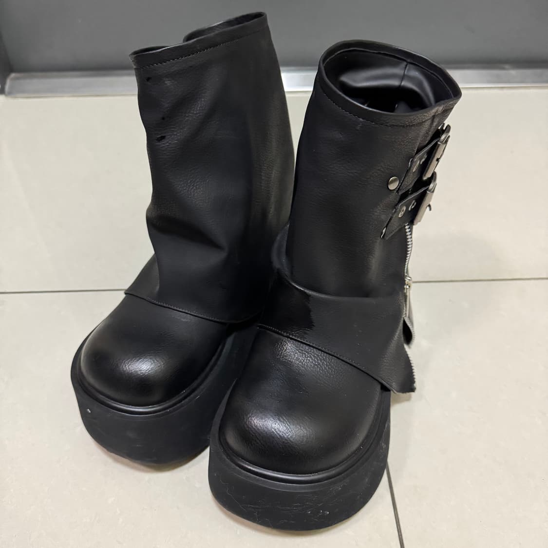 모음더슈갤러리 워머 부츠 상품이미지2