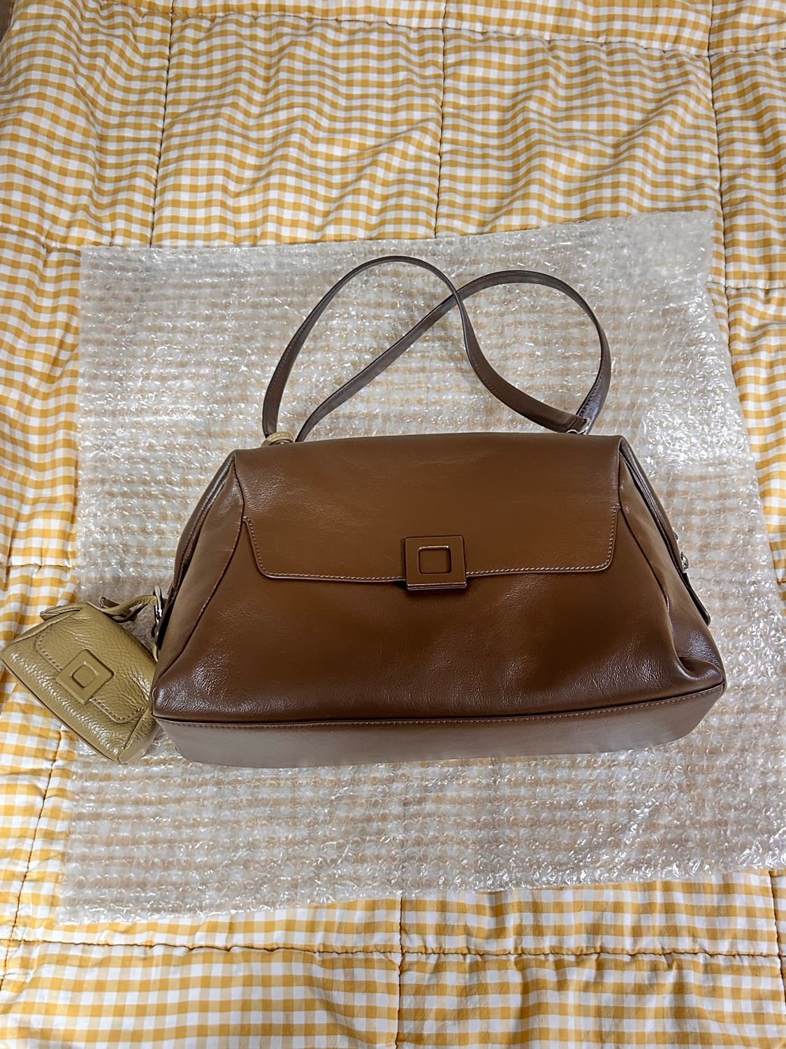 루즈앤라운지 도트백 상품이미지1