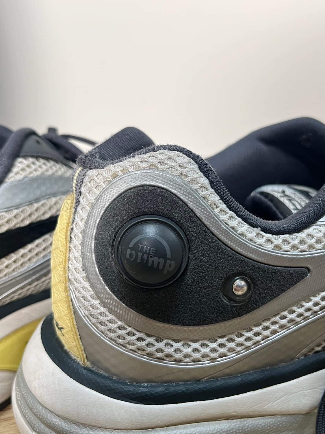 리복X라이풀 RBK 프리미어 펌프 패리스(GX0057) 270 사이즈 상품이미지4