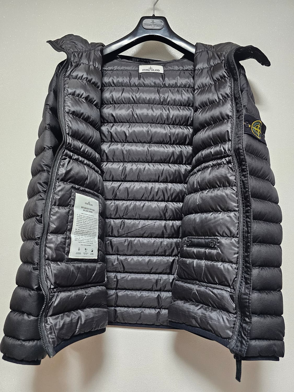스톤아일랜드 바이오 립스탁 나일론 후드 경량 패딩 상품이미지5