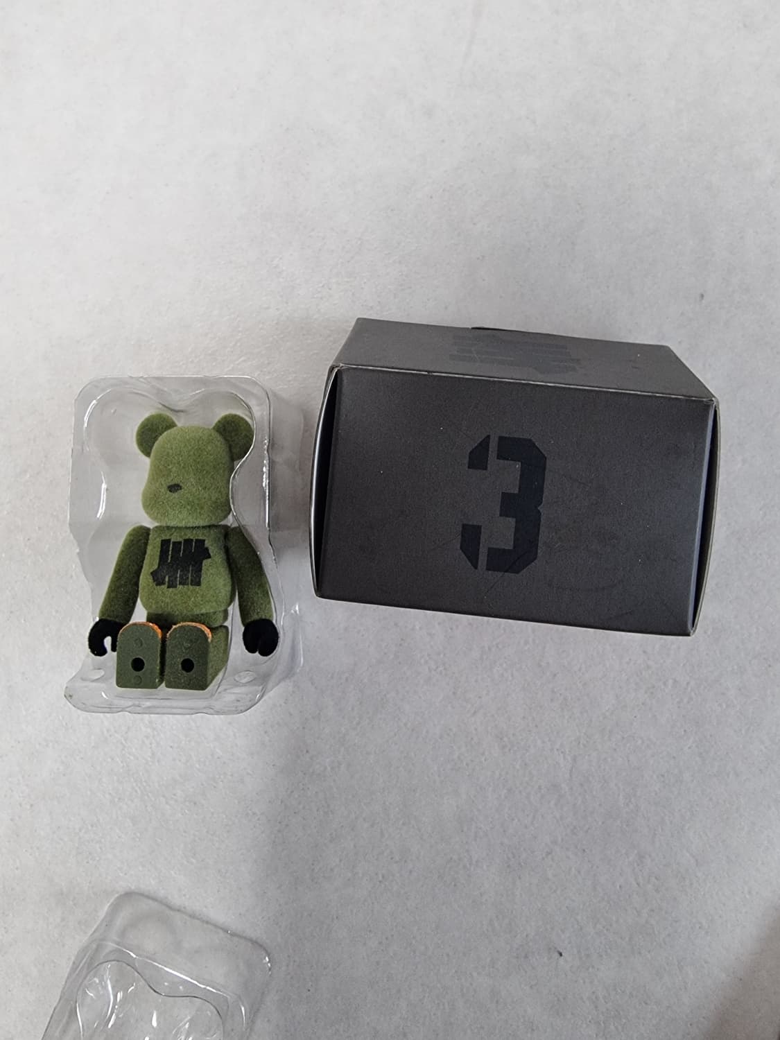 언디핏 베어브릭 상품이미지7