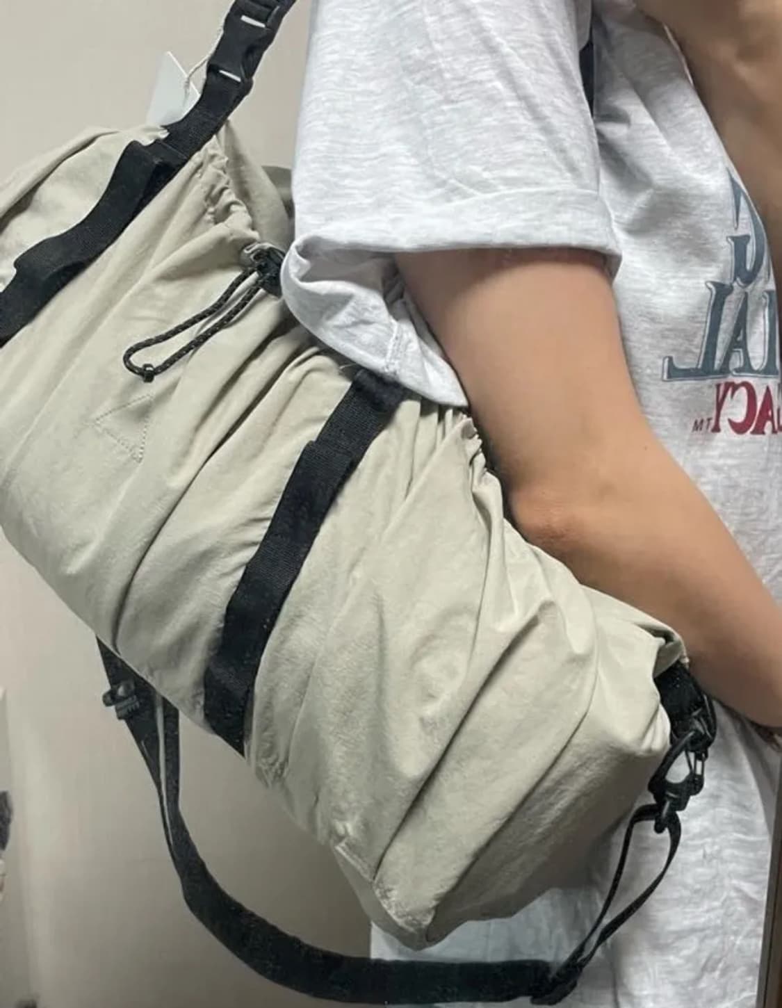 에메모 가든 보스턴 백 나일론 슬러브 095 그레이지 새상품 상품이미지3