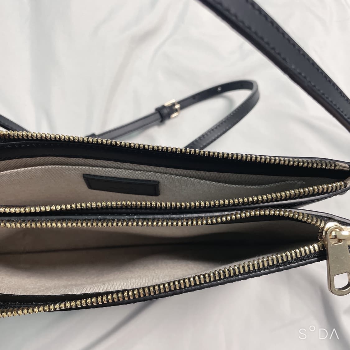 A.P.C 아페쎄 가죽 크로스백 블랙 상품이미지5