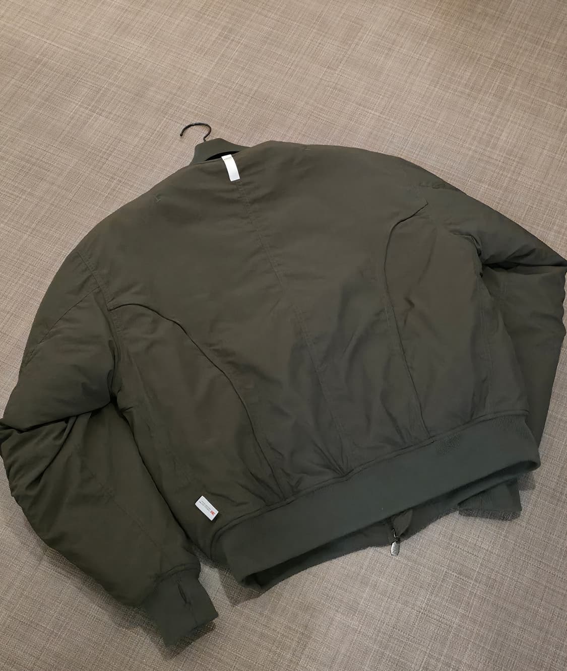 노매뉴얼 C.P 신슐레이트 봄버 카키 상품이미지2