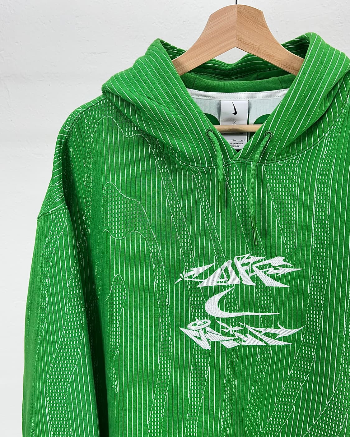 나이키 x 오프화이트 23fw 엔지니어드 후드 켈리 그린 상품이미지2