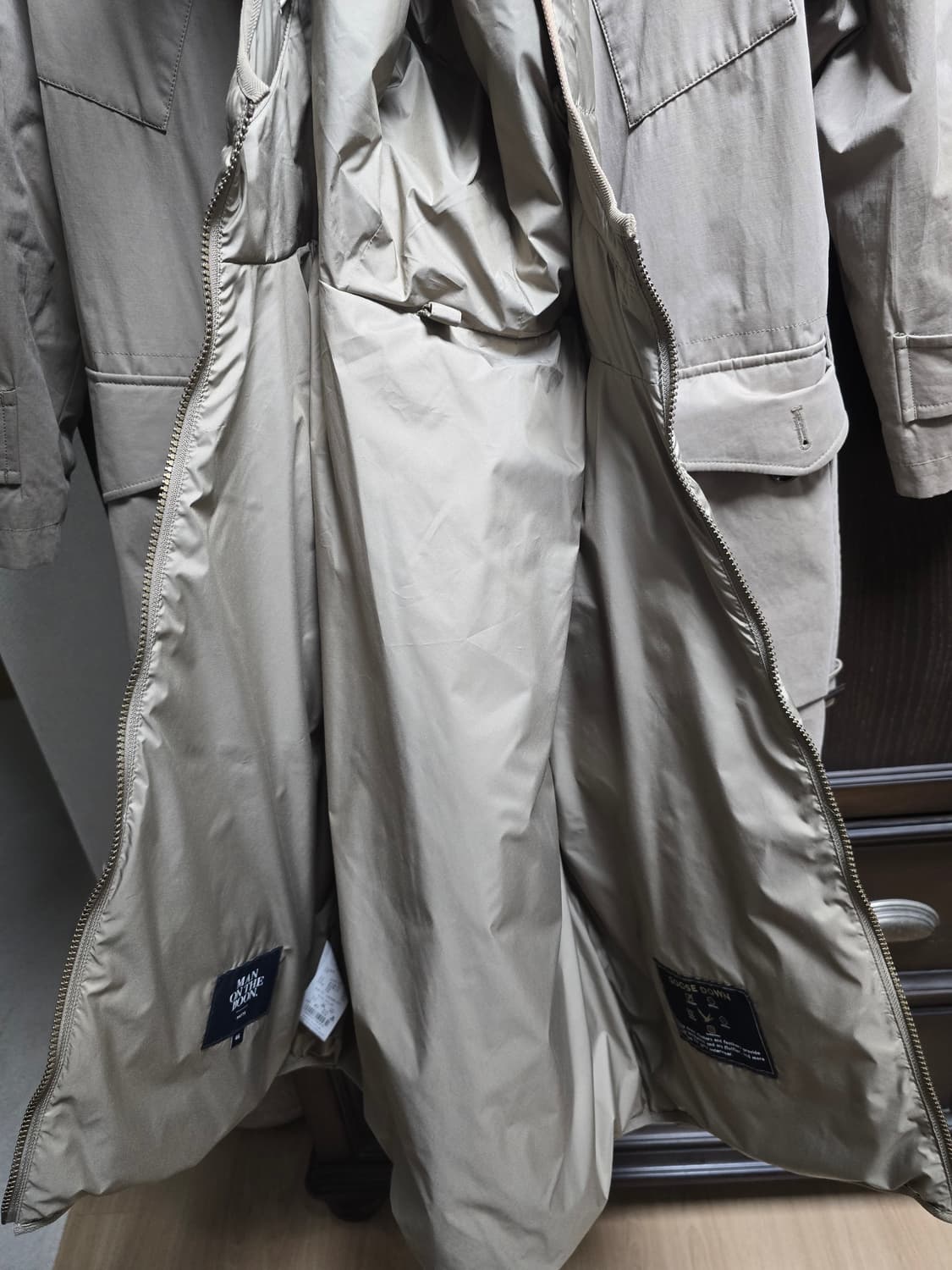 맨온더분 트랜치코트 서미오버핏 46사이즈입니다. 상품이미지7