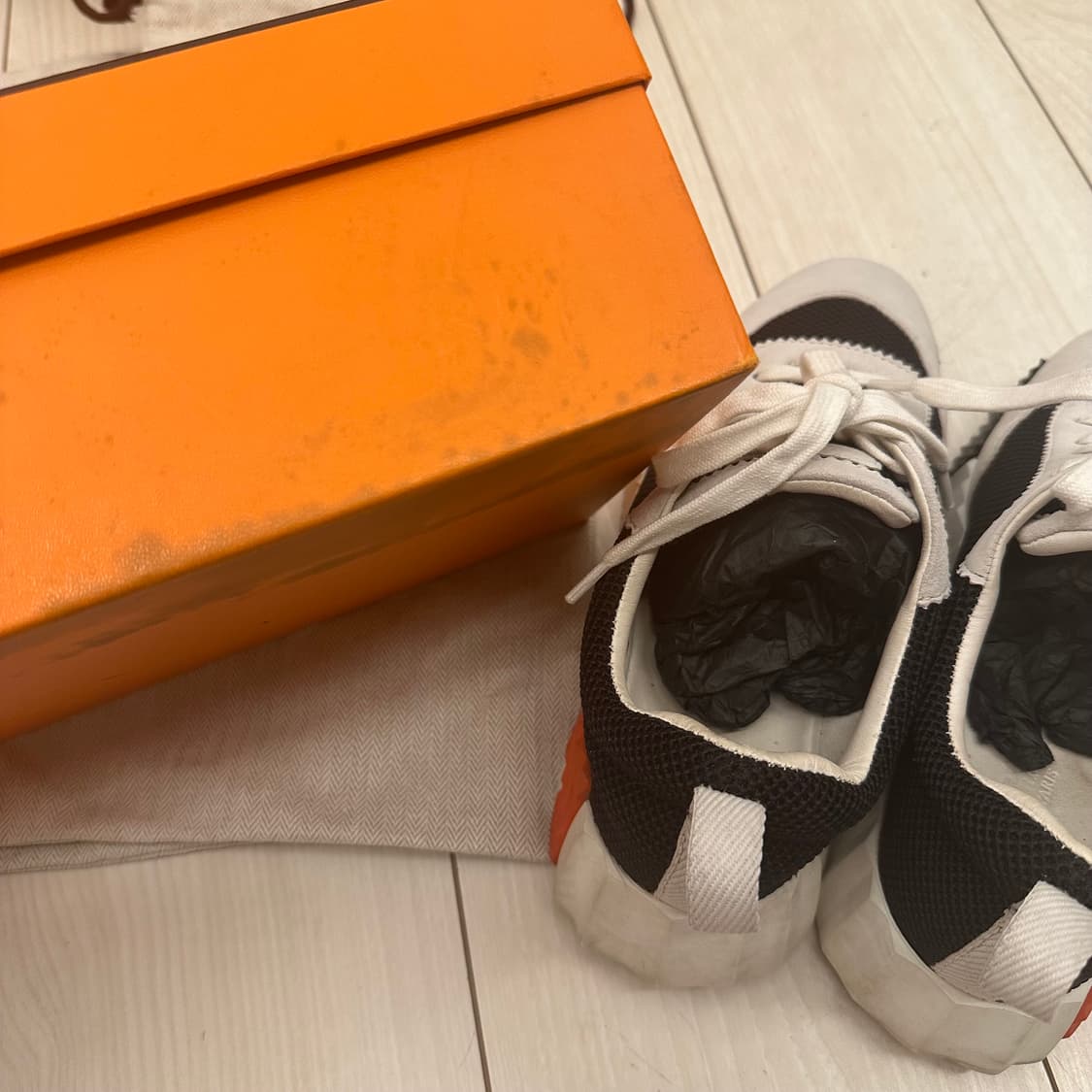 에르메스 바운싱 스니커즈 35.5 상품이미지2