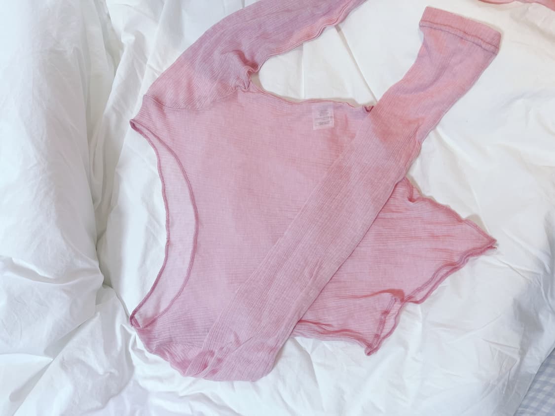 오마이걸 아린 시스루 연핑크 티 상품이미지3