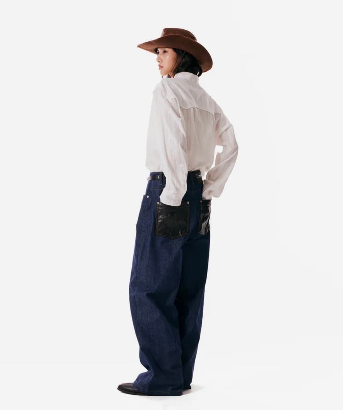 아캄 레더패치 데님 상품이미지4