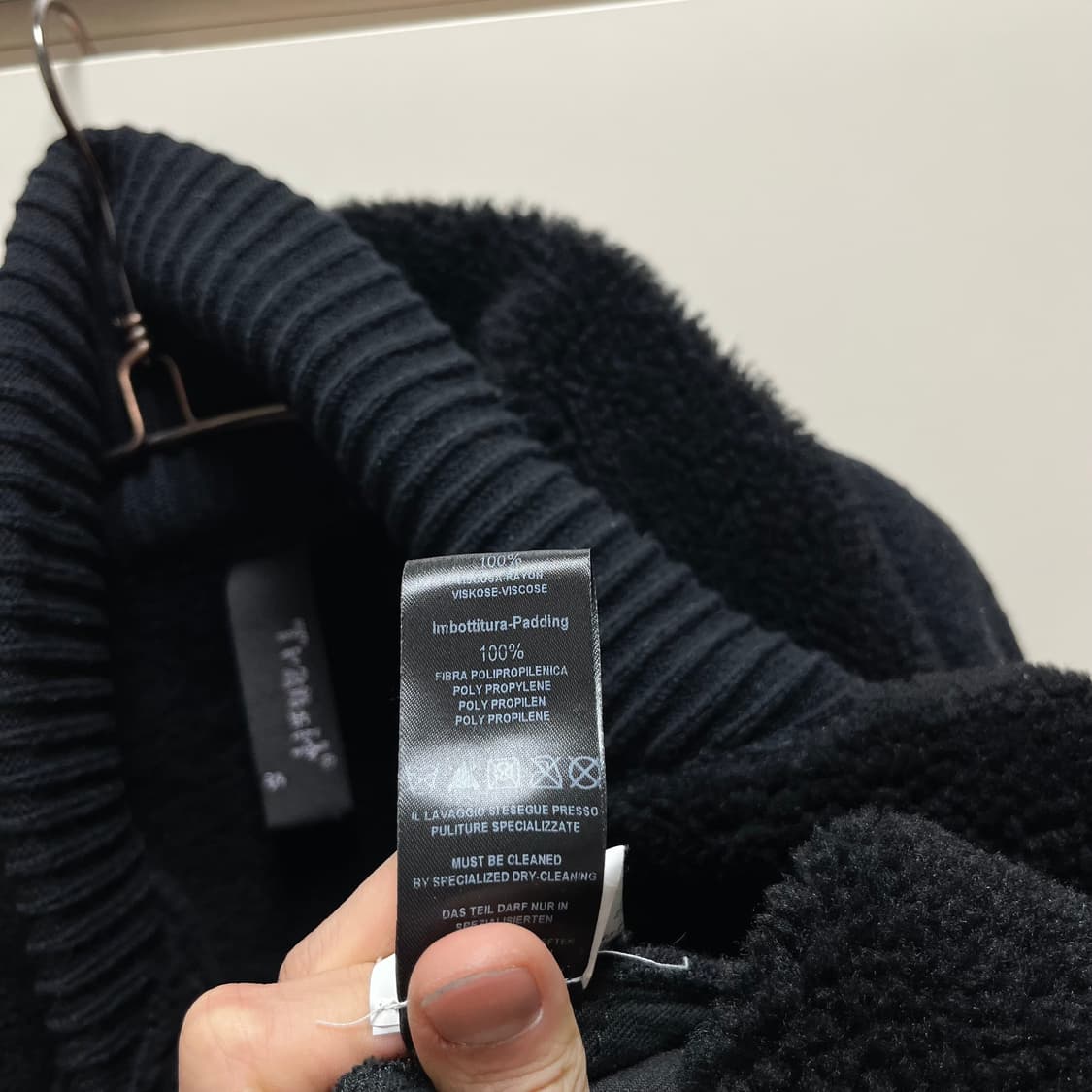 트랜짓 사선 하이넥 램스킨 무스탕자켓 상품이미지6