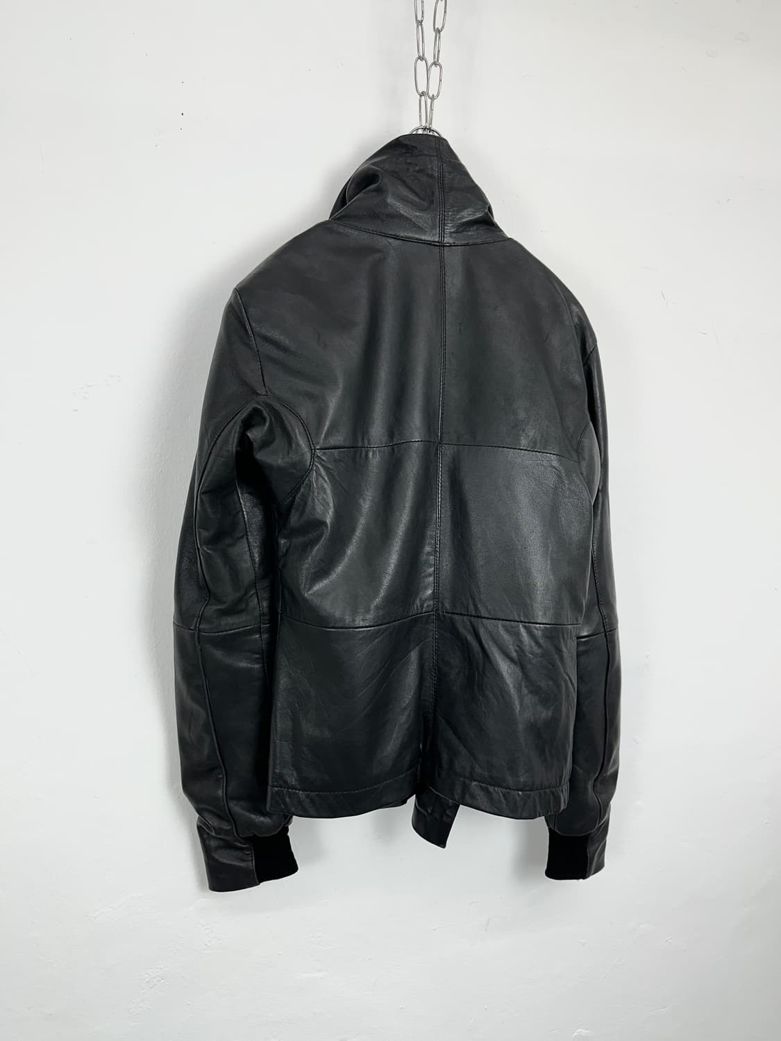 Asymmetric High-Neck Lambskin Leather Ja 상품이미지5