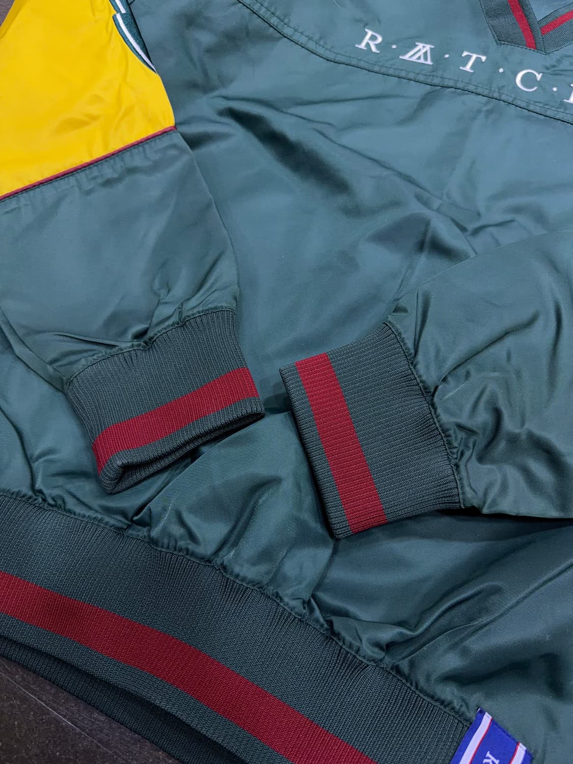 로맨틱크라운 RC 배색 나일론 웜업 티셔츠 L 상품이미지6