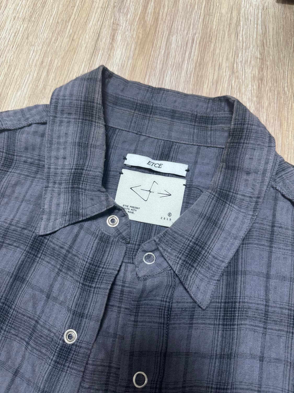 L) etce 체크 커트 셔츠 오버 다이드 차콜 상품이미지3