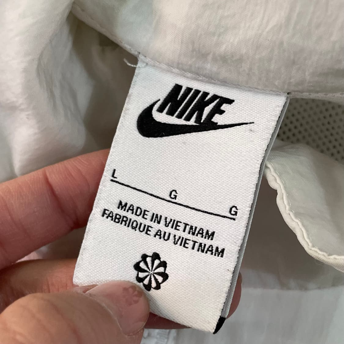 나이키 신형 화이트 바람막이 상품이미지3