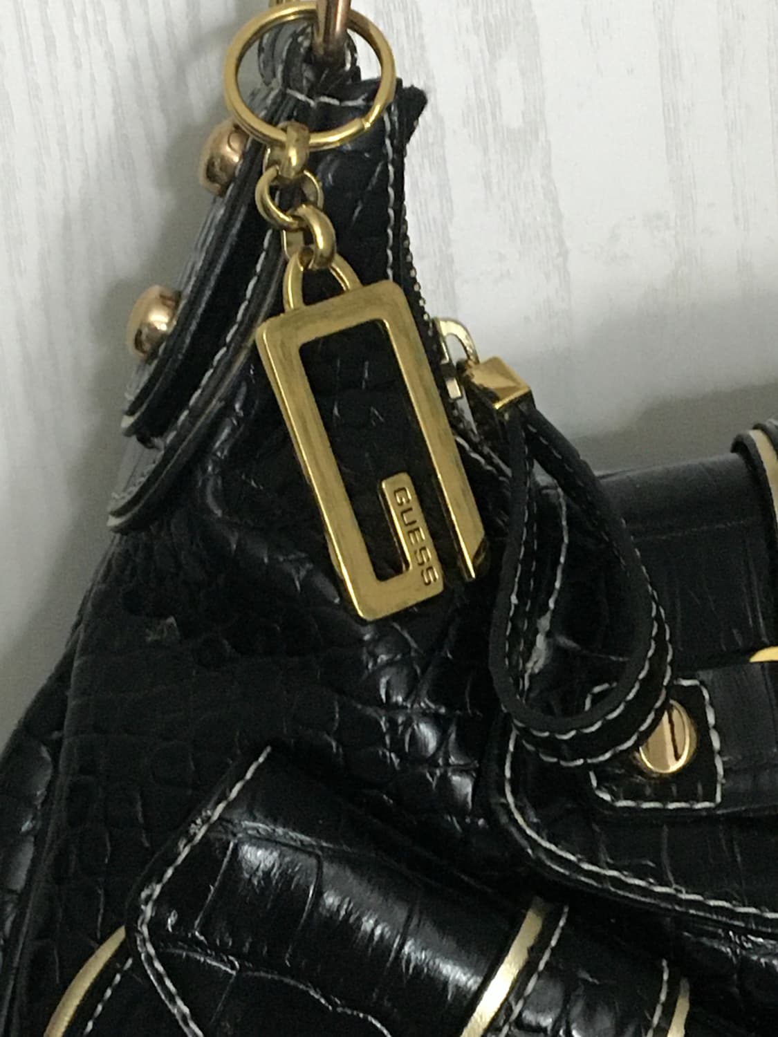 Guess croc leather shoulder bag 상품이미지3