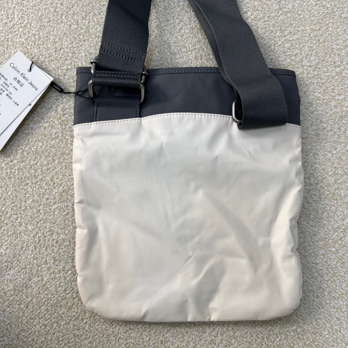 새상품 켈빈클라인 크로스백 0223T 상품이미지2