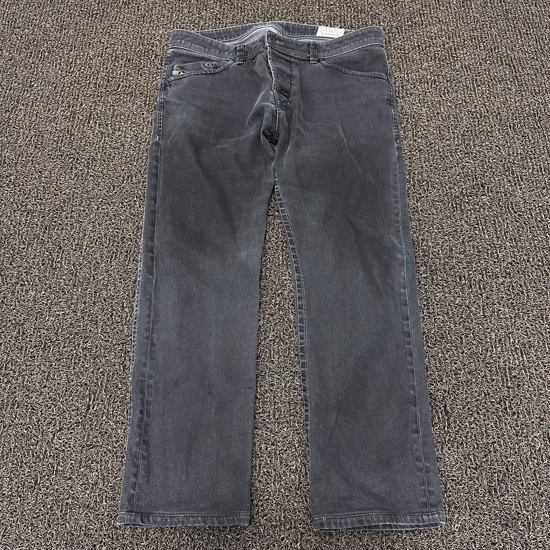 Diesel 디젤 워싱 흑청 데님 청바지 33인치 상품이미지1