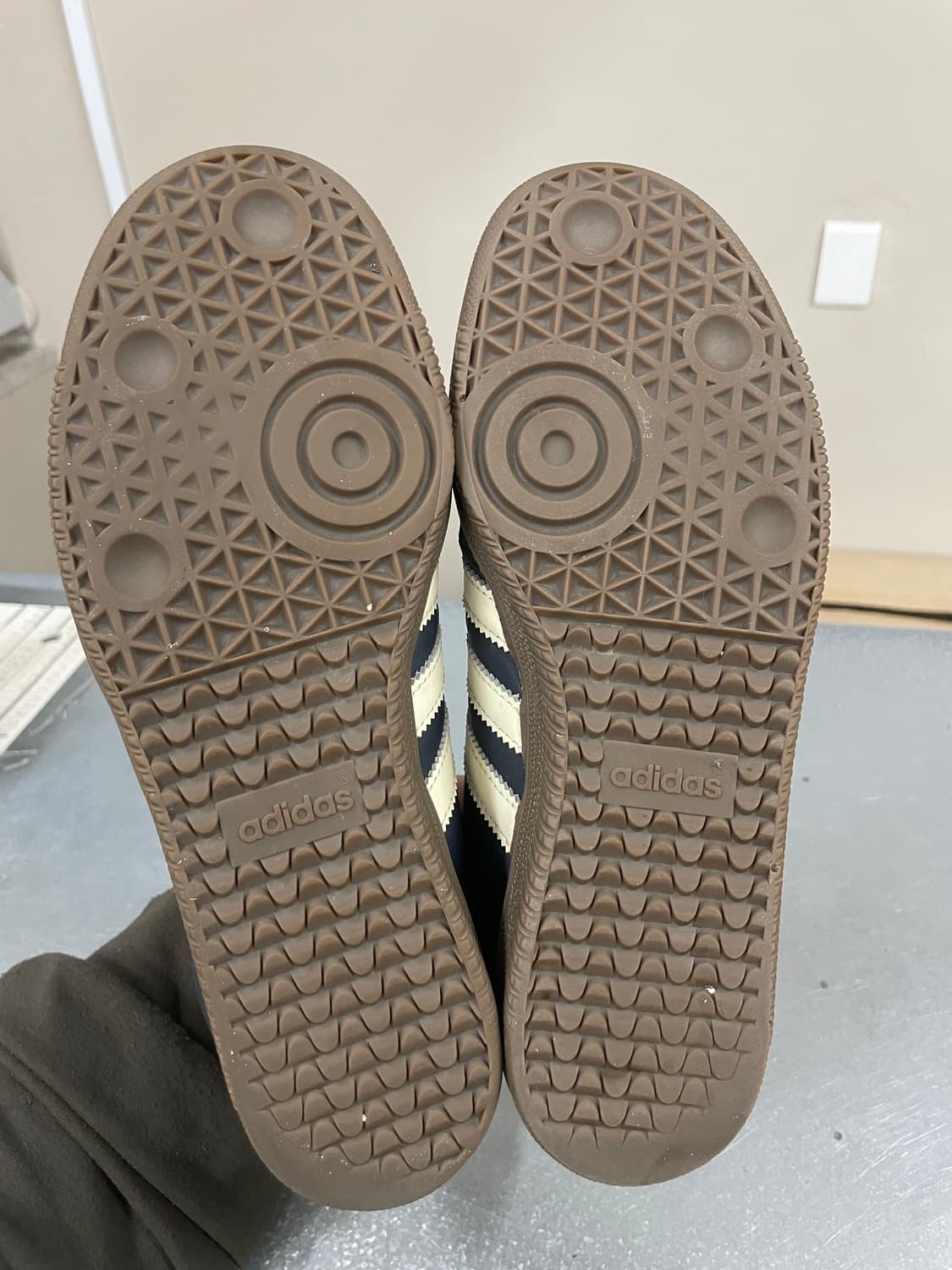 아디다스 삼바 OG 네이비검 255 상품이미지6