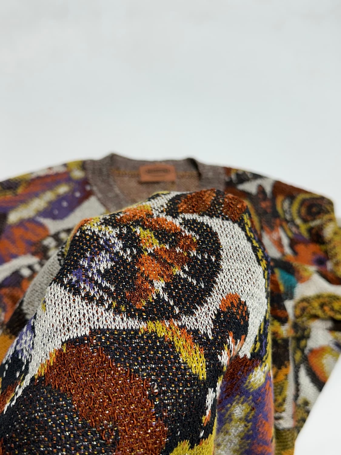 미쏘니 멀티컬러 나비 패턴 니트 상품이미지5