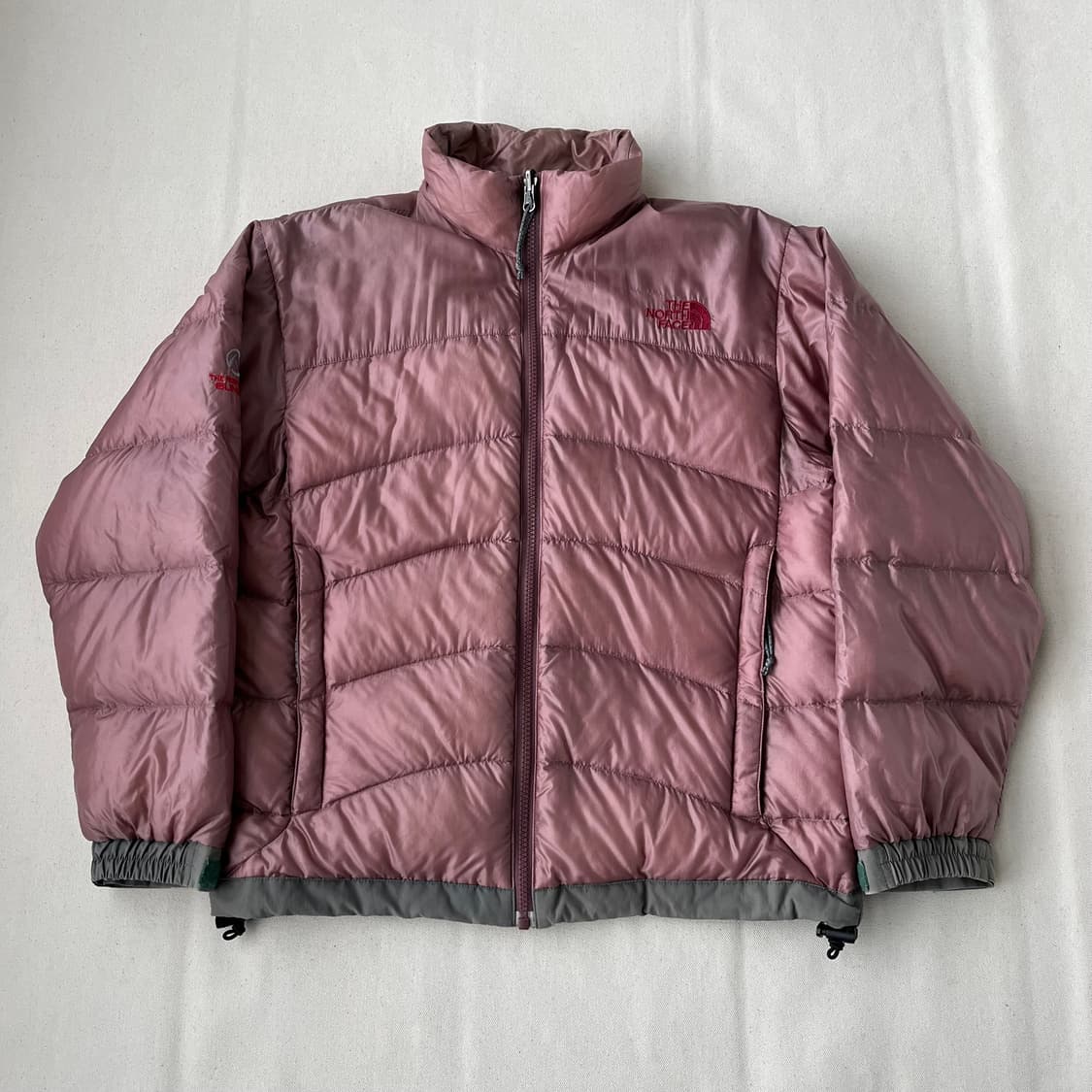 노스페이스 써밋 아콘카구아 경량 패딩 상품이미지1