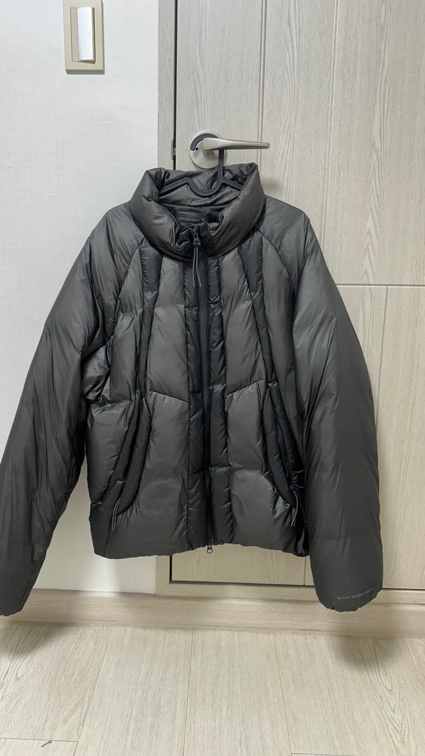 산산기어 퍼퍼 자켓 블랙 23FW 판매합니다. 상품이미지2