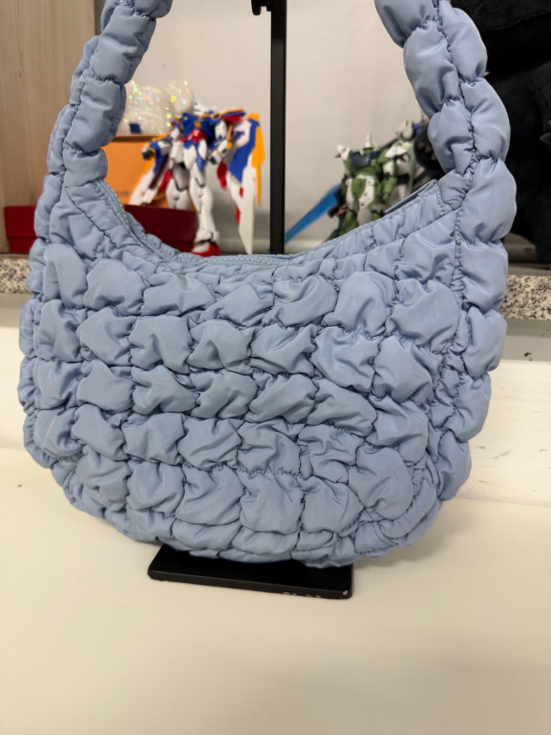 정품) COS 코스 퀼티드 구름백 미니백  상품이미지3