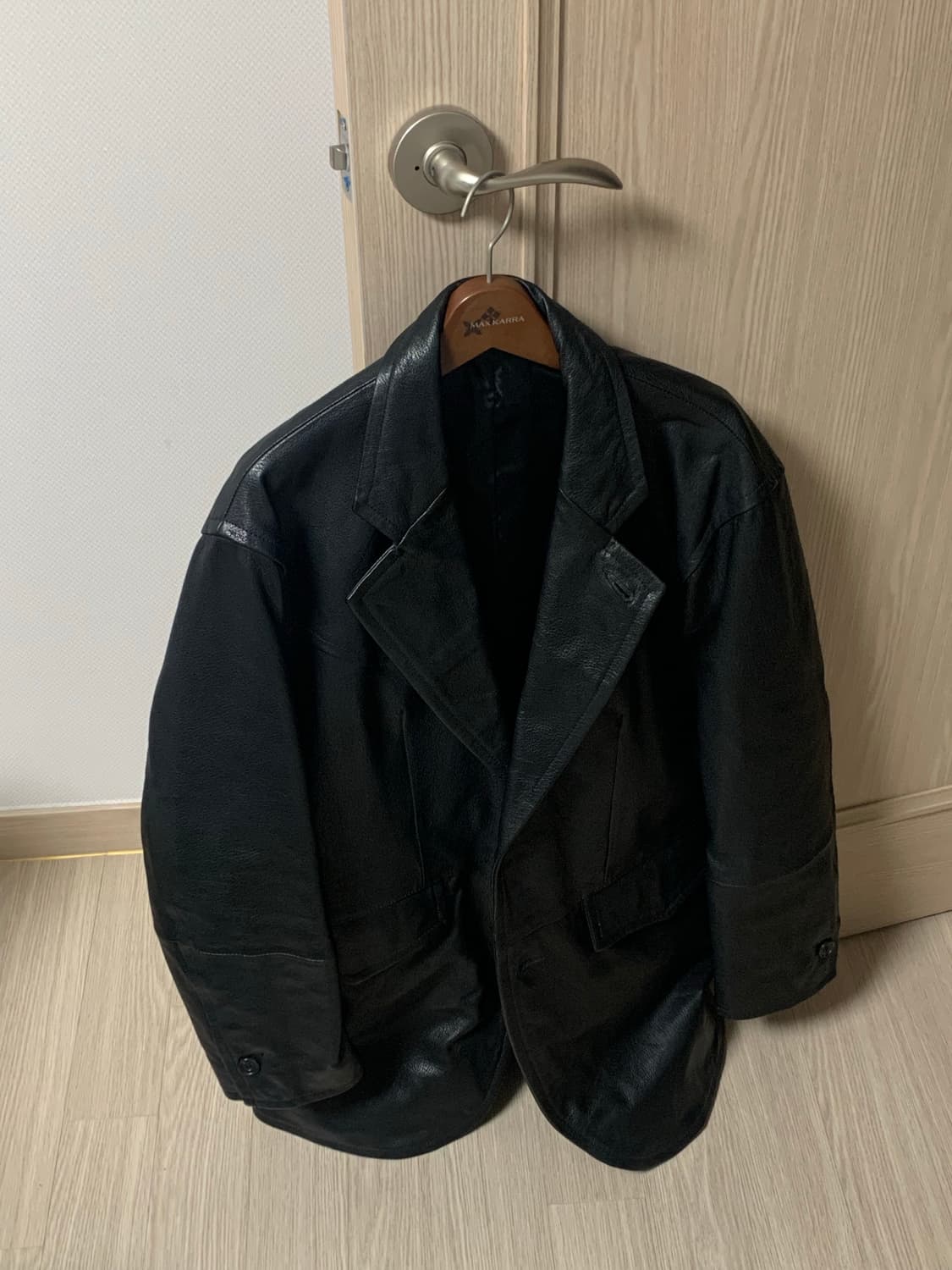 Ccu 레더 코트 상품이미지3